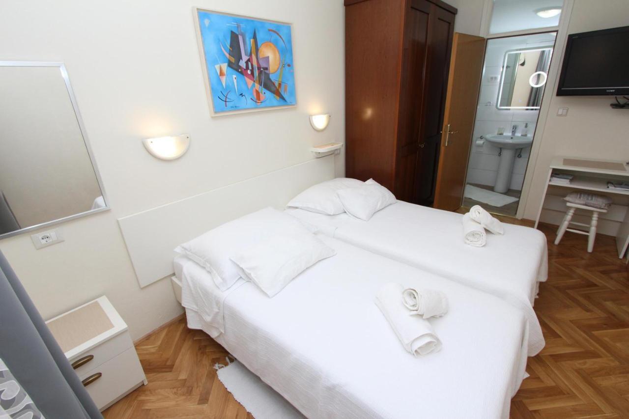 Room Roma Rovinj Luaran gambar